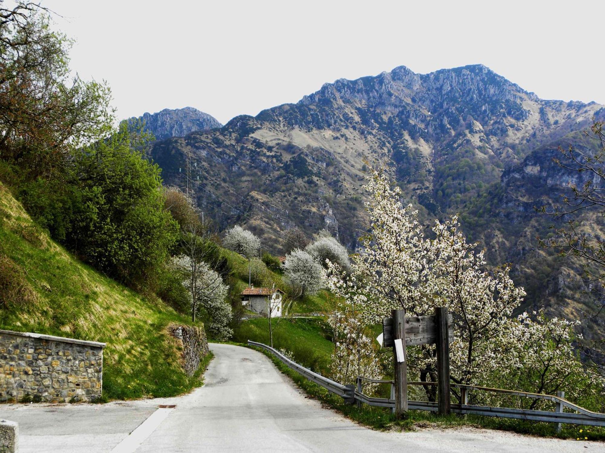 B&B Piccolo Tibet Lavenone Εξωτερικό φωτογραφία